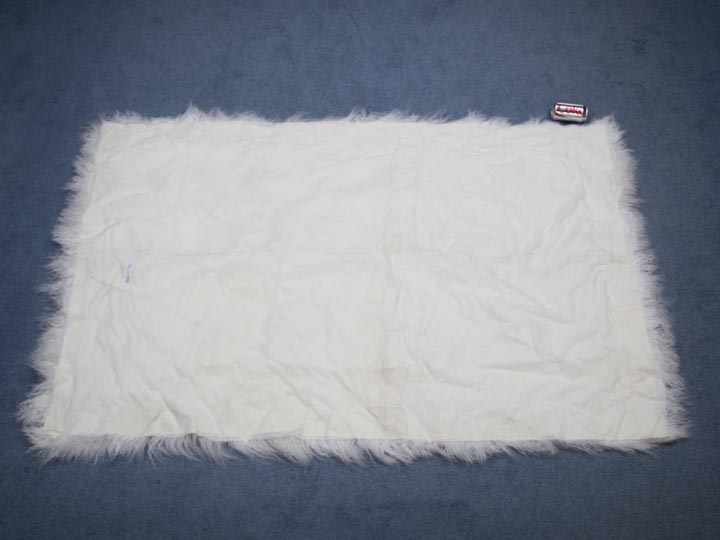 Tibet Lamb Rug: ~6x8 ft: Bleached White - 1677-A049-6x8 (Y2D)