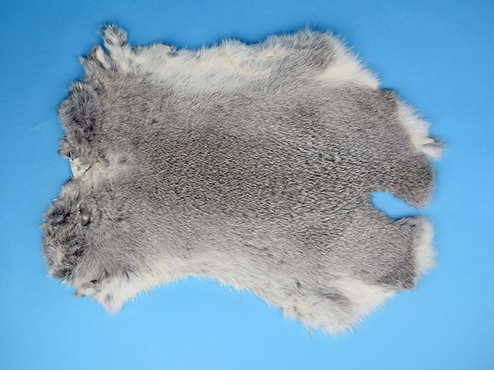 Craft Rabbit Skin: Chinchilla - 188-01NCH (L30)