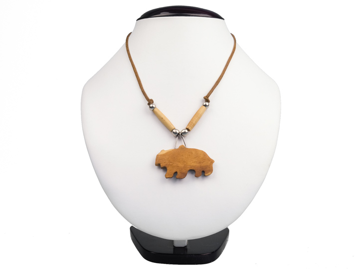 Iroquois Mini Bone Bear Necklace 