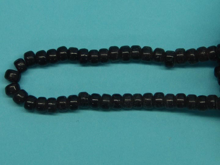 9mm Crow Beads: Dark Purple (kg) glass beads