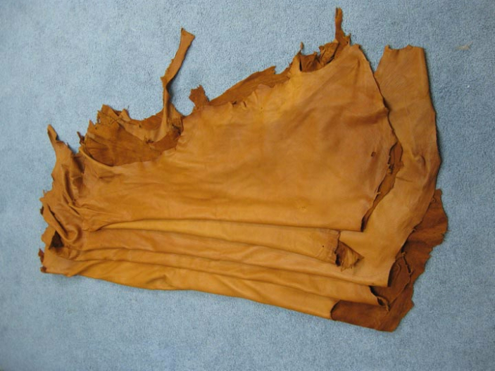 Garment Deerskin Leather: Tobacco (sq ft) 