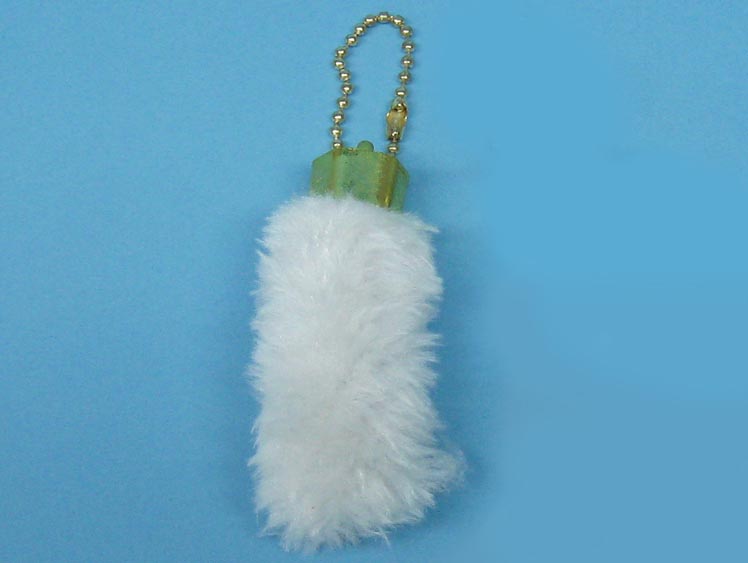 Synthetic Dyed Rabbit Foot Keychain: White 