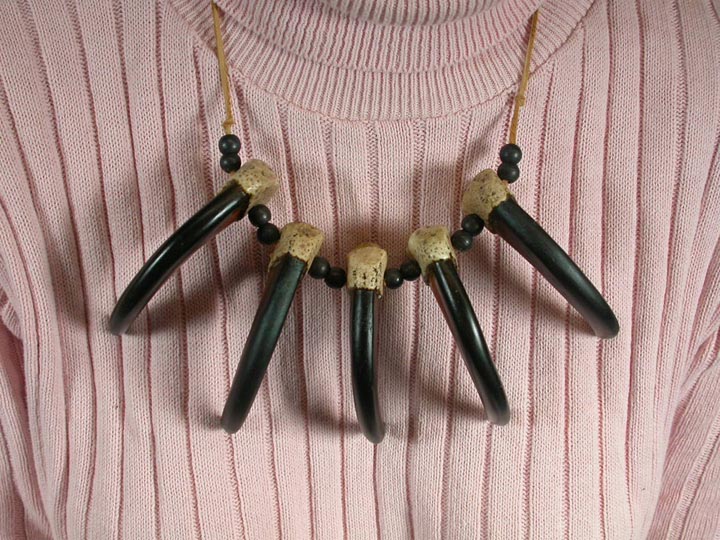 Realistic Grizzly Bear Claw Necklace: 5-Claw 