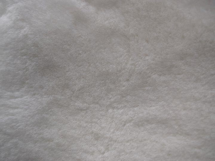 Australian Sheepskin Shearling: 1": Natural White (sq ft) 