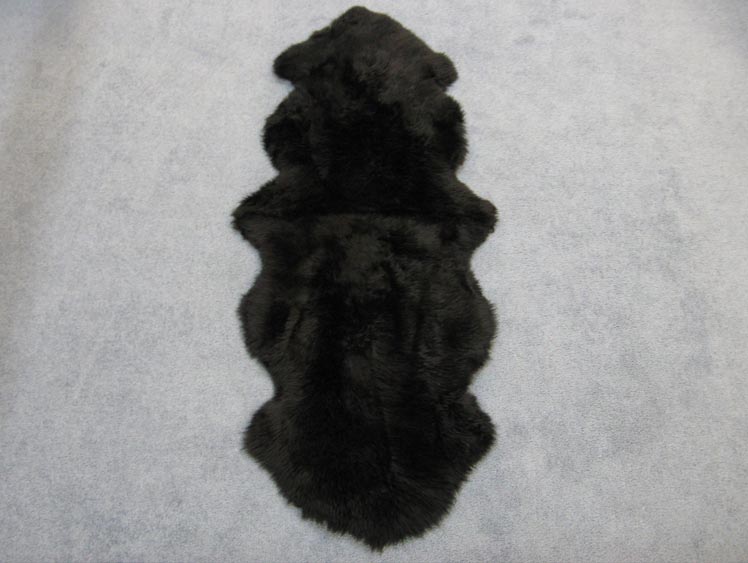 Dyed Australian Sheepskin Double Rug: ~71" x 25": Black 