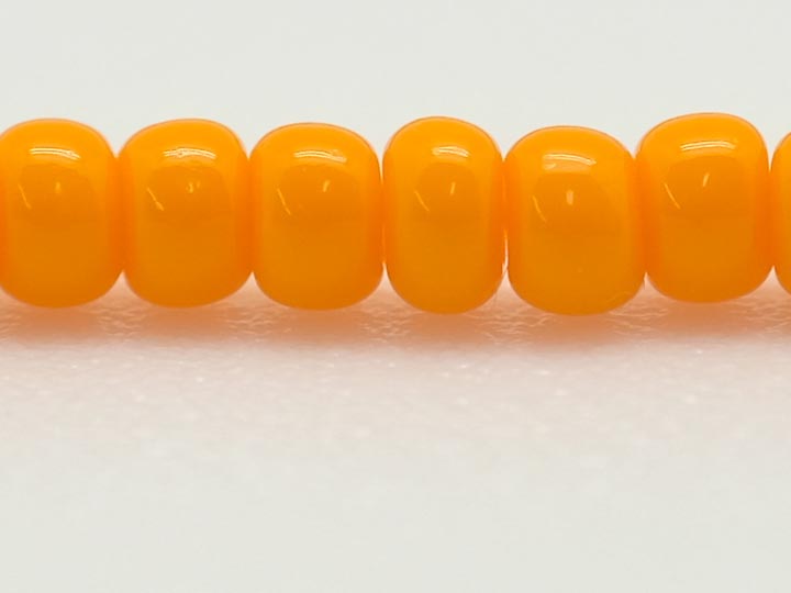 10/0 Seedbead Opaque Light Orange (500 g bag) glass beads