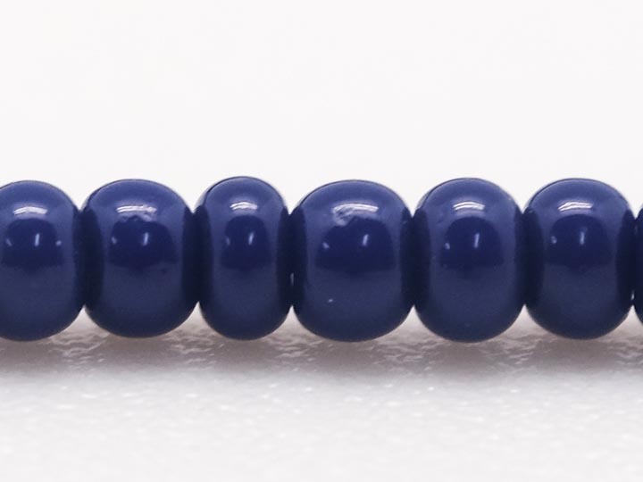 10/0 Seedbead Opaque Dark Royal Blue (500 g bag) glass beads