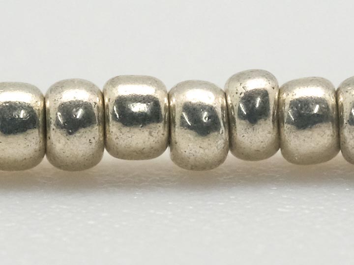 10/0 Czech Glass Seedbead Silver Metallic (500 g bag) glass beads