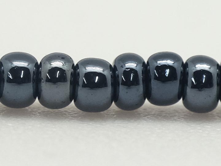 10/0 Czech Glass Seedbead Gunmetal Metallic (Hank) glass beads