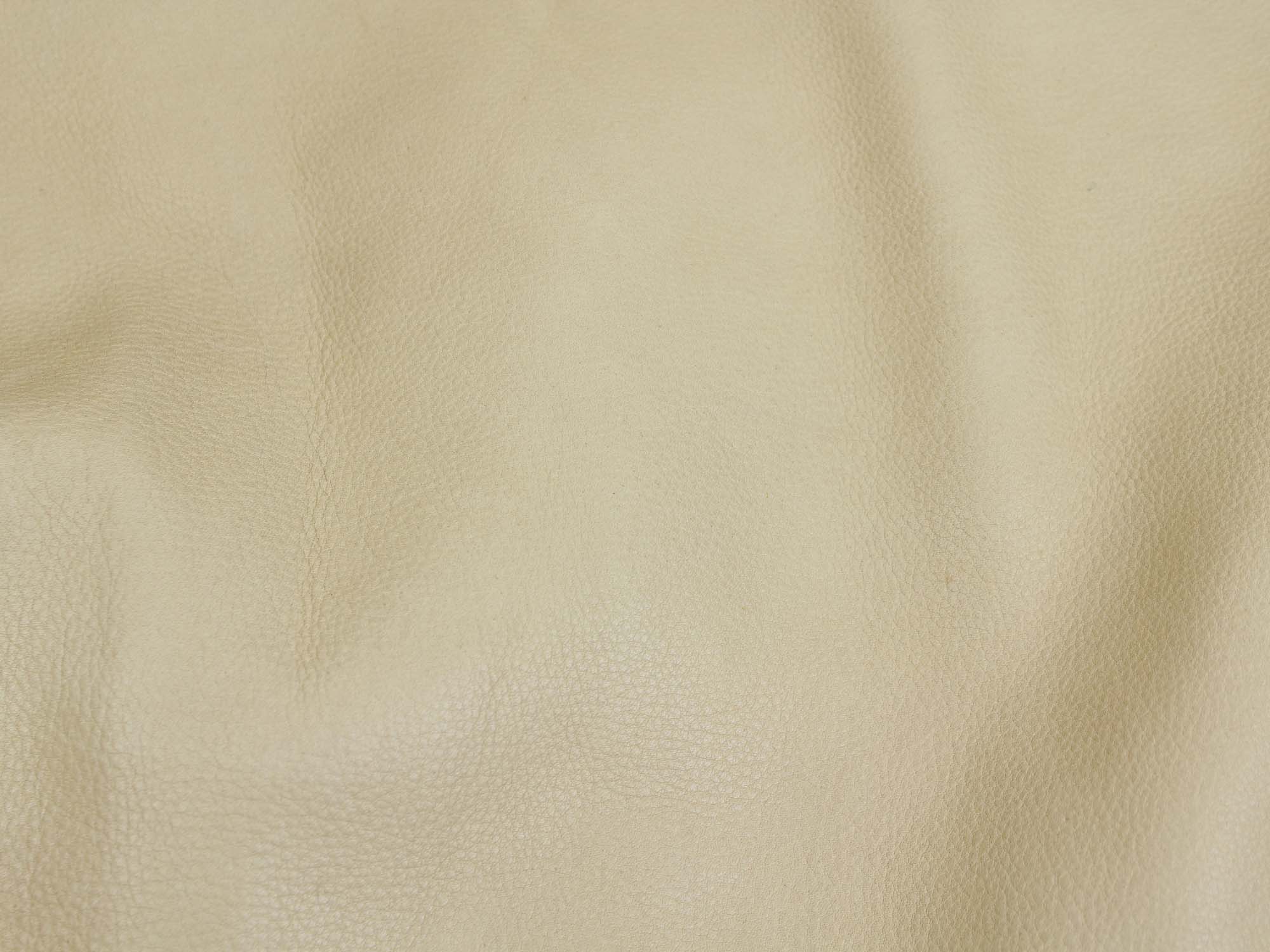 Deertanned Cow Leather: Side: Cream: 2-2.5 oz (sq ft) 