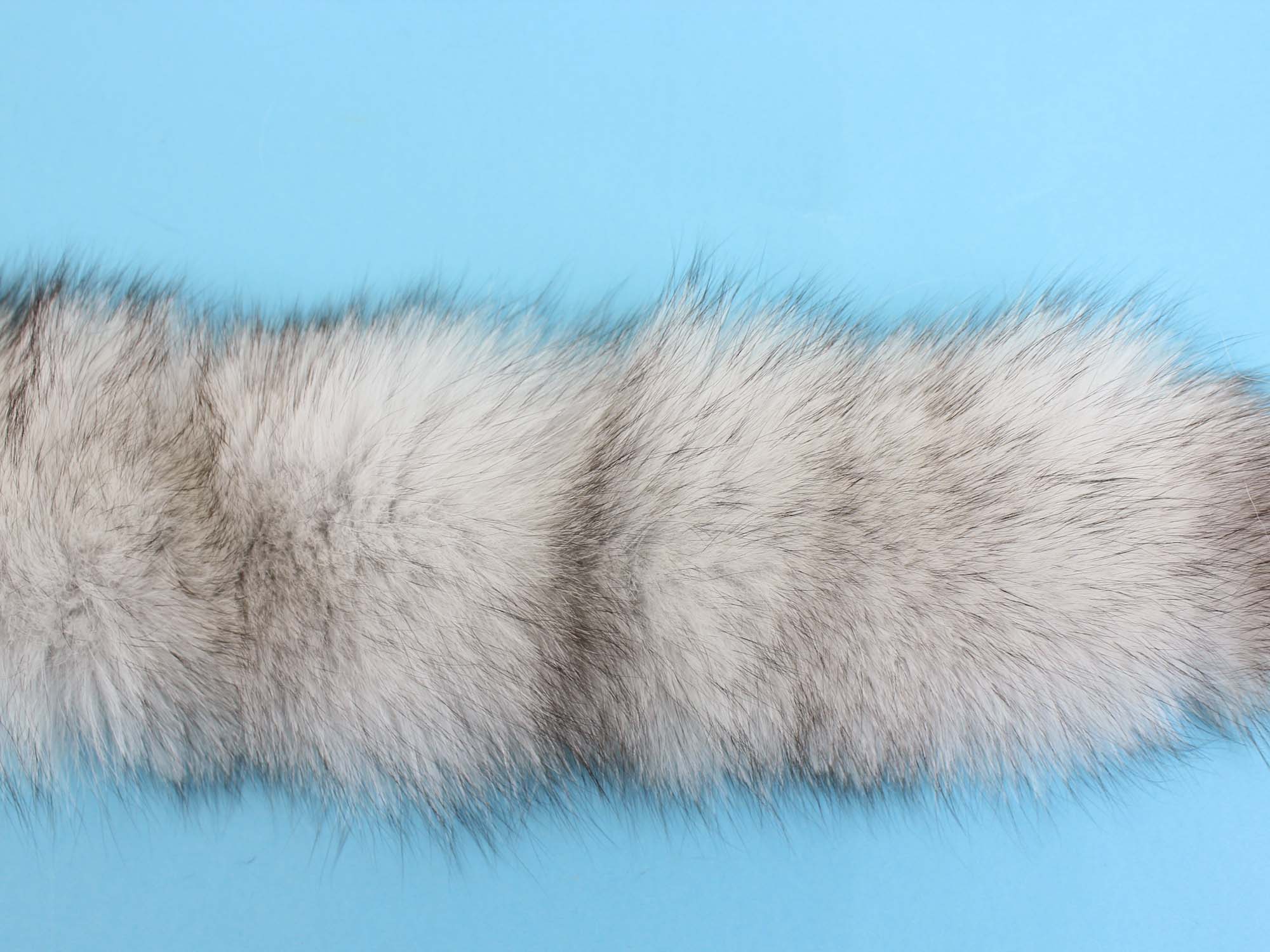 Blue Fox Fur Strip: Natural: 1.5" wide (ft) 