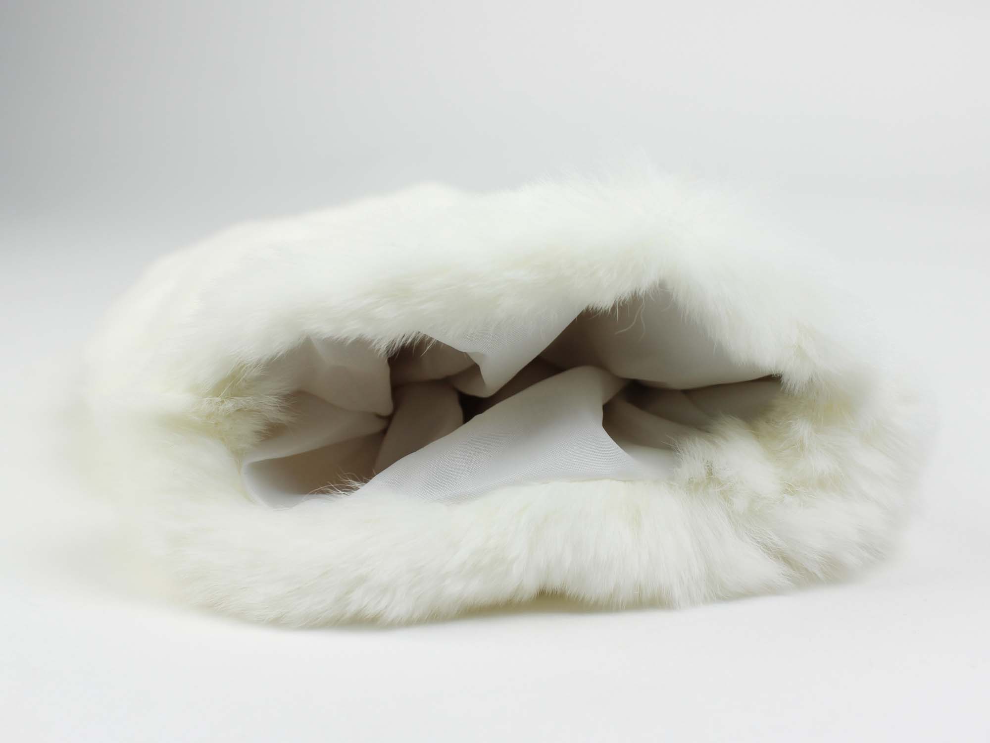 Deluxe Rex Rabbit Fur Massage Mitt: White - 696-9RXCN-S (K9)