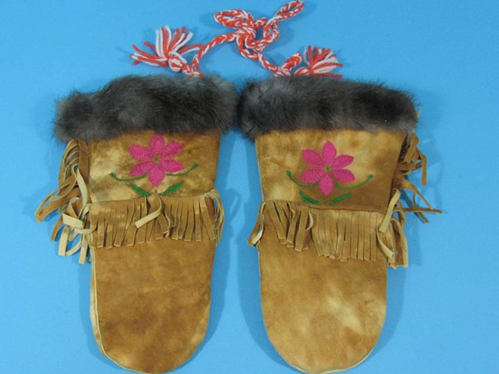 Cree Smoked Moose Gauntlets: Gallery Item cree smoked moosehide gauntlets, moose gloves, moosehide gloves, moose mitts, moosehide mitts