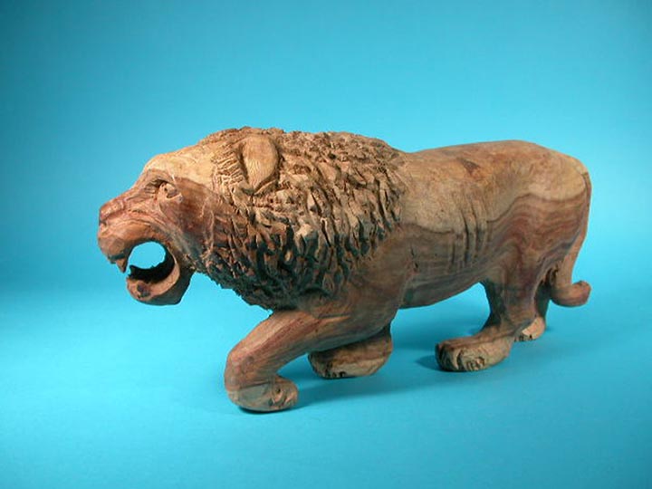 African Lion Wood Carving: Gallery Item 