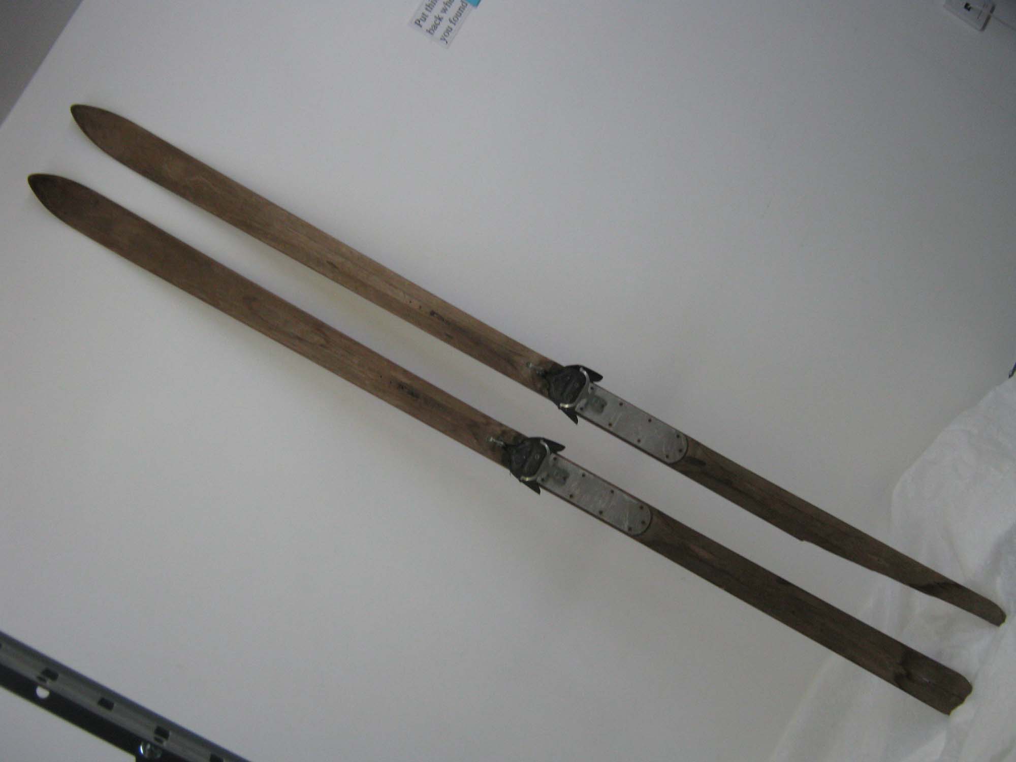 Pair of Used Wood Skis: Gallery Item 
