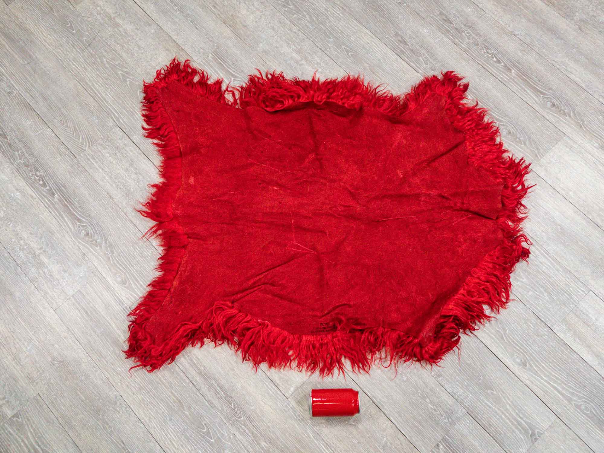 Dyed Angora Goatskin: #1: Extra Large: Red: Gallery Item - 66-A1XL-RD-G4980 (10UB06)