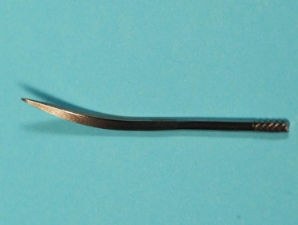 M32 Moccasin Awl 