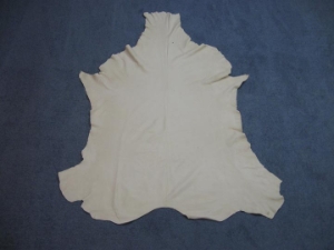 Garment Red Deerskin Leather: White (sq ft) 