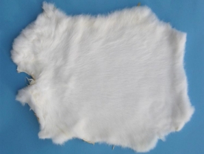 Spanish Garment Rabbit Skin: White 