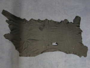 5-5.5 oz Tannery Run Moose Leather: Black (sq ft) 