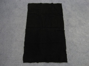 Dyed Pearl Lamb Plate: Black 