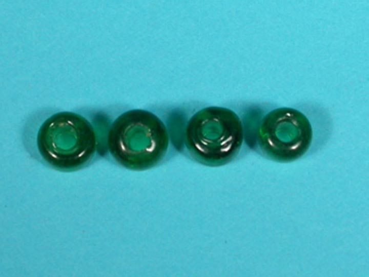 9mm Crow Beads: Translucent Green (kg) glass beads