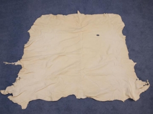 5 oz Tannery Run Buffalo Leather: White (sq ft) 