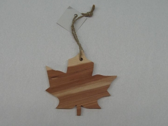 Cedar Silhouette: Maple Leaf 