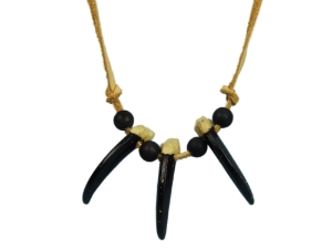 Realistic Wolf Claw Necklace: 3-Claw 