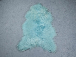 Dyed Icelandic Sheepskin: Aquamarine: 110-120cm or 44" to 48" 