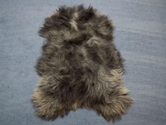 Icelandic Sheepskin: Gray: 90-100cm or 36" to 40" 