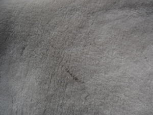 Dyed Australian Sheepskin Shearling: 1": Light Silver (sq ft) 