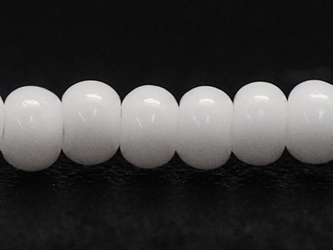 10/0 Seedbead Opaque White (Hank) glass beads