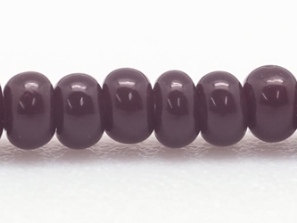 10/0 Seedbead Opaque Dark Red (500 g bag) glass beads