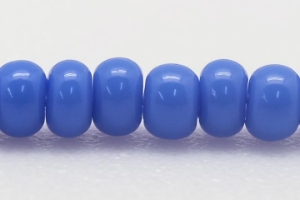 10/0 Seedbead Opaque Light Royal Blue (500 g bag) glass beads