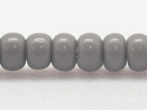 10/0 Seedbead Opaque Gray (Hank) glass beads