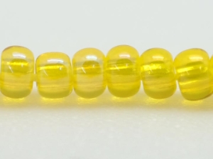 10/0 Seedbead Translucent Iris Yellow (Hank) glass beads
