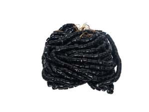 9mm White Heart Beads: Black (kg) glass beads