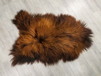 Icelandic Sheepskin: Black/Rusty: 120-130cm or 48" to 52" 