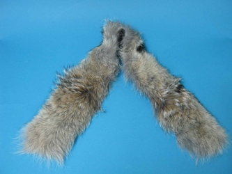 Coyote Fur Collar: 3" by 36" 