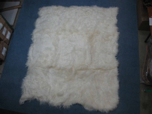Icelandic Sheepskin Rug: ~8x10 ft: White 