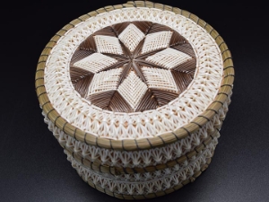 Ojibwa Porcupine Quill Box: Gallery Item 