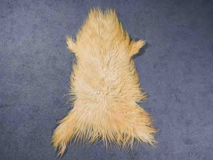 Hungarian Tsigai Sheepskin: Natural: Gallery Item 
