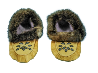 Cree Smoked Moose Moccasins: Gallery Item cree smoked moosehide moccasins