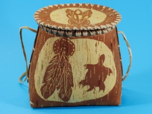 Attikamek Birchbark Rogan/Basket: Gallery Item 