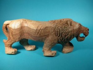 African Lion Wood Carving: Gallery Item 