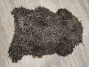 Gotland Sheepskin: Curly Gray: Gallery Item 