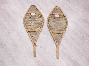 Used Snowshoes: Good Quality without Harness: Gallery Item 