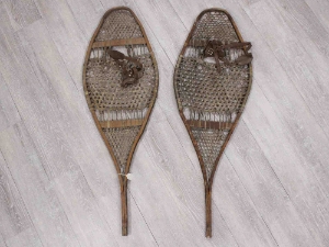 Used Snowshoes: Collector Quality: Gallery Item 