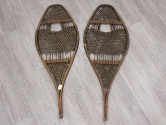 Used Snowshoes: Collector Quality: Gallery Item 